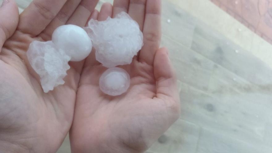 Granizo como pelotas de tenis: Fuertes tormentas sorprenden en varios municipios de Castellón y Valencia