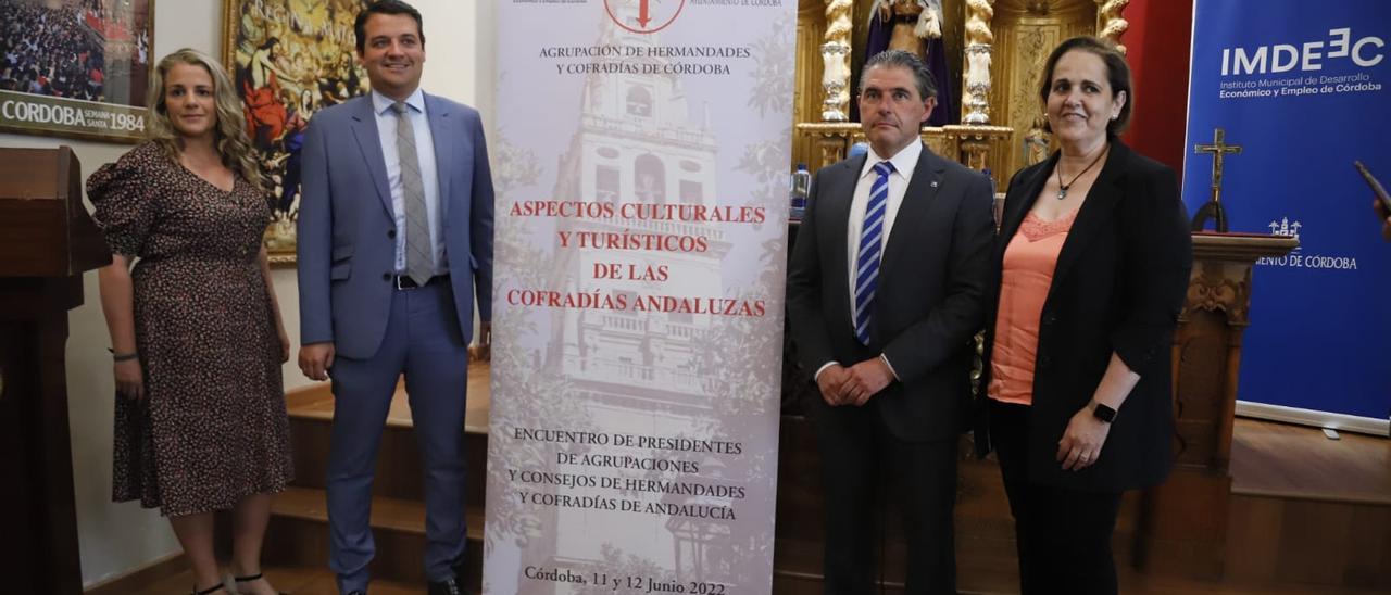 Sarai Herrera, José María Bellido, Manuel Murillo y Blanca Torrent, durante la presentación de las jornadas.