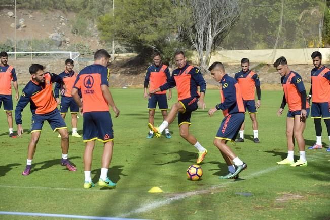 Entrenamiento de la Unión Deportiva Las Palmas, ...