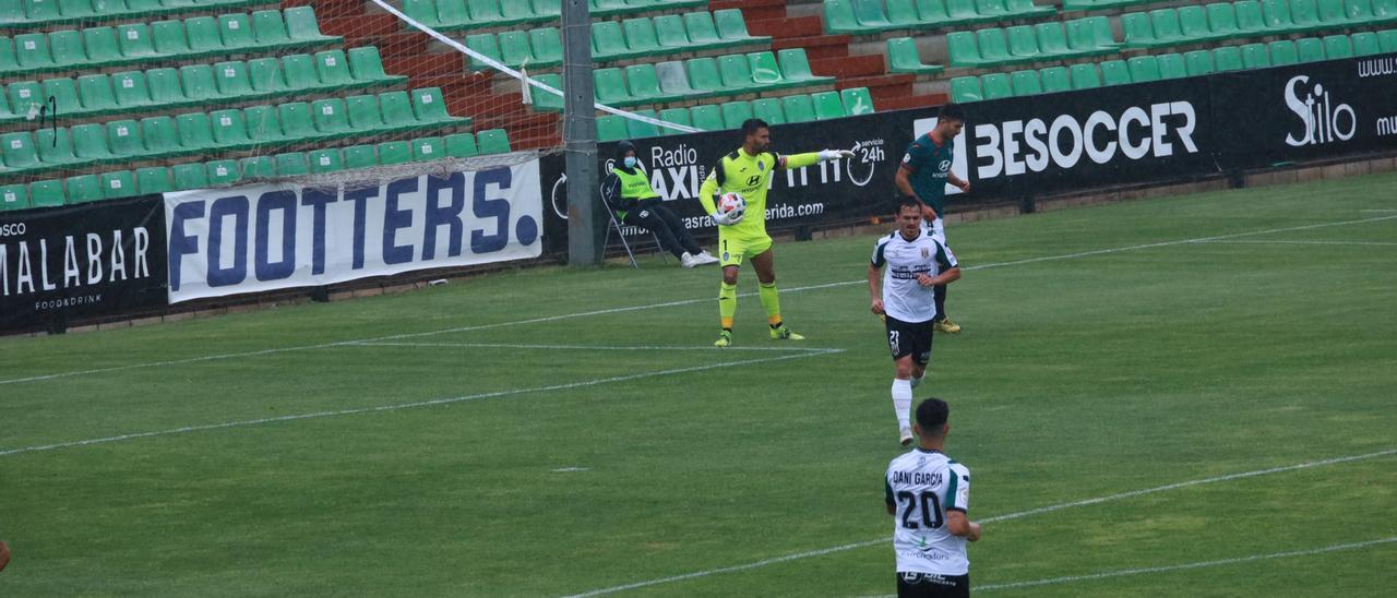 Xavi Ginard ha defendido hoy en Mérida la portería del Atlético Baleares