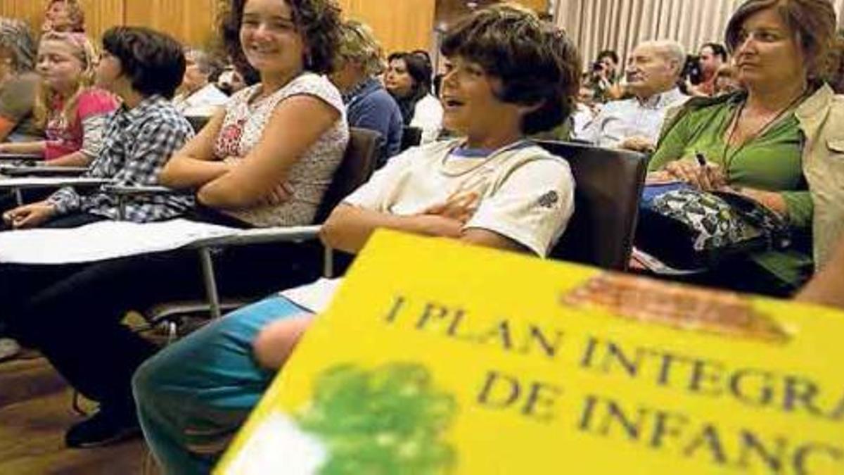 El municipio elabora en colaboración con los niños castrillonenses su primer plan integral de infancia