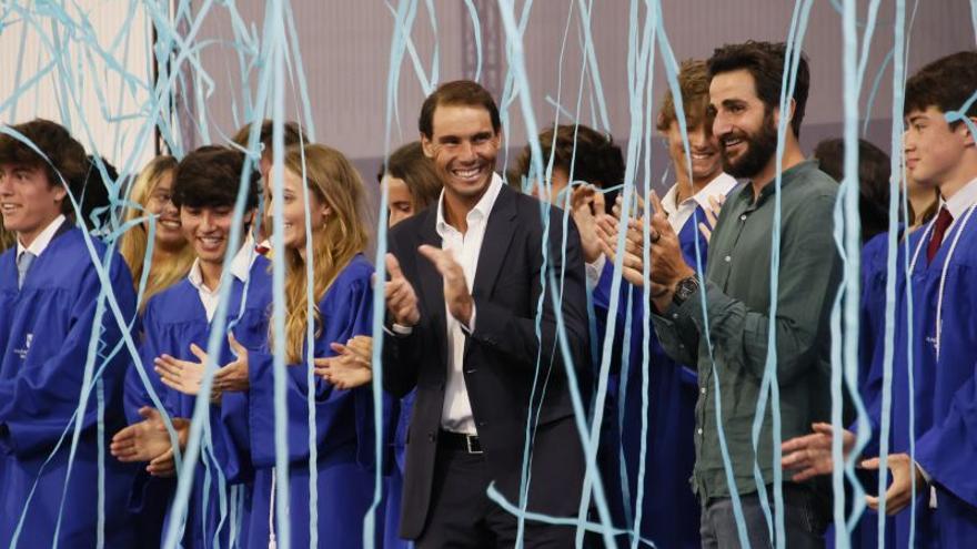 Rafa Nadal y Ricky Rubio presiden la graduación de la Rafa Nadal Academy by Movistar