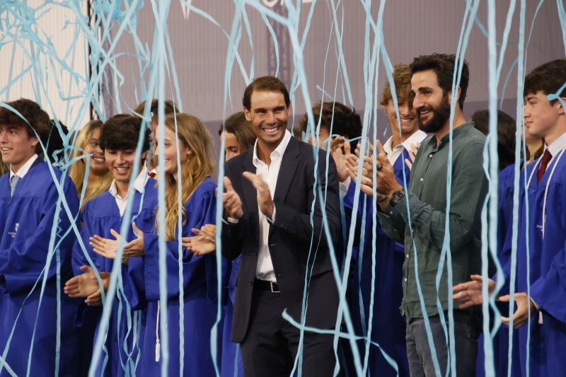 Rafa Nadal y Ricky Rubio presiden la graduación de la Rafa Nadal Academy by Movistar