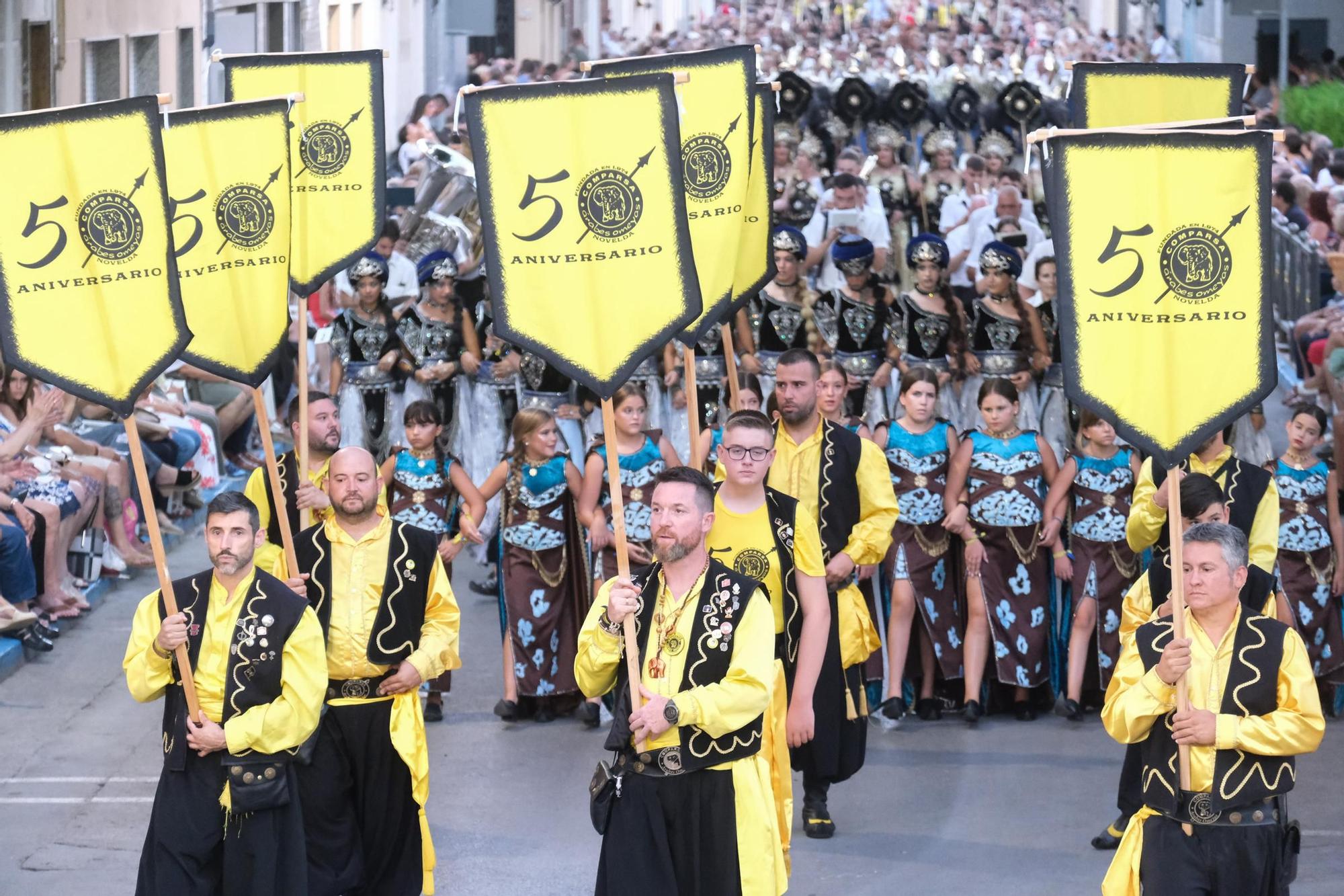 La Entrada Mora de las fiestas de Novelda, en imágenes