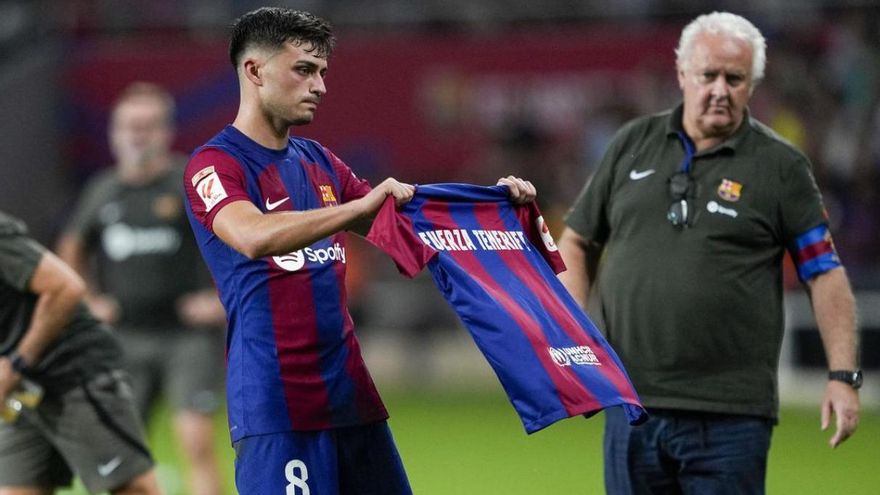Pedri sends strength to those affected by the fire in Tenerife after scoring a goal