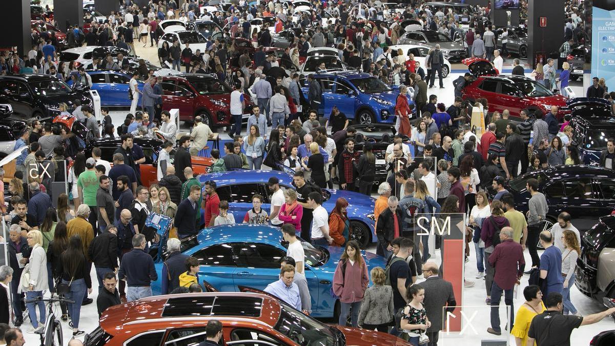 Vista general del Automobile Barcelona 2019. El mayor escaparate del sector en el sur de Europa celebra este año su 42ª edición