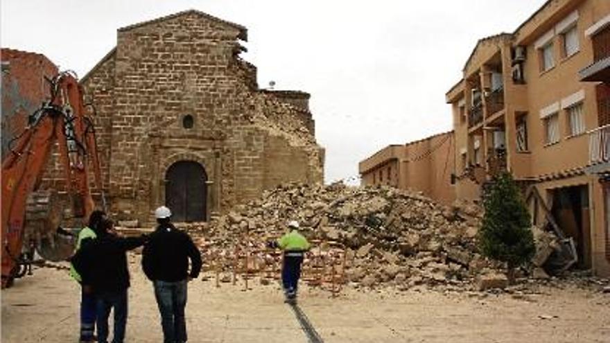 S&#039;esfondra el campanar de l&#039;església de Rosselló, al Segrià