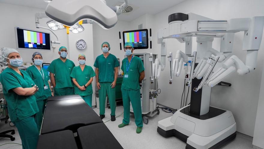 El IVO, primer hospital valenciano con dos robots Da Vinci para cirugías de precisión