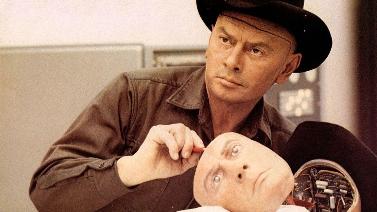Yul Brynner protagoniza una de las películas que se proyectarán en el Planetari de Castelló este verano.