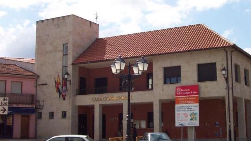 Ayuntamiento de Alcañices, municipio del que depende Santa Ana.