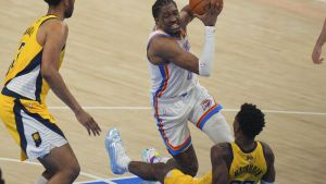 Jalen Williams con la pelota, durante el quinto partido de las Finales de la NBA contra Indiana Pacers