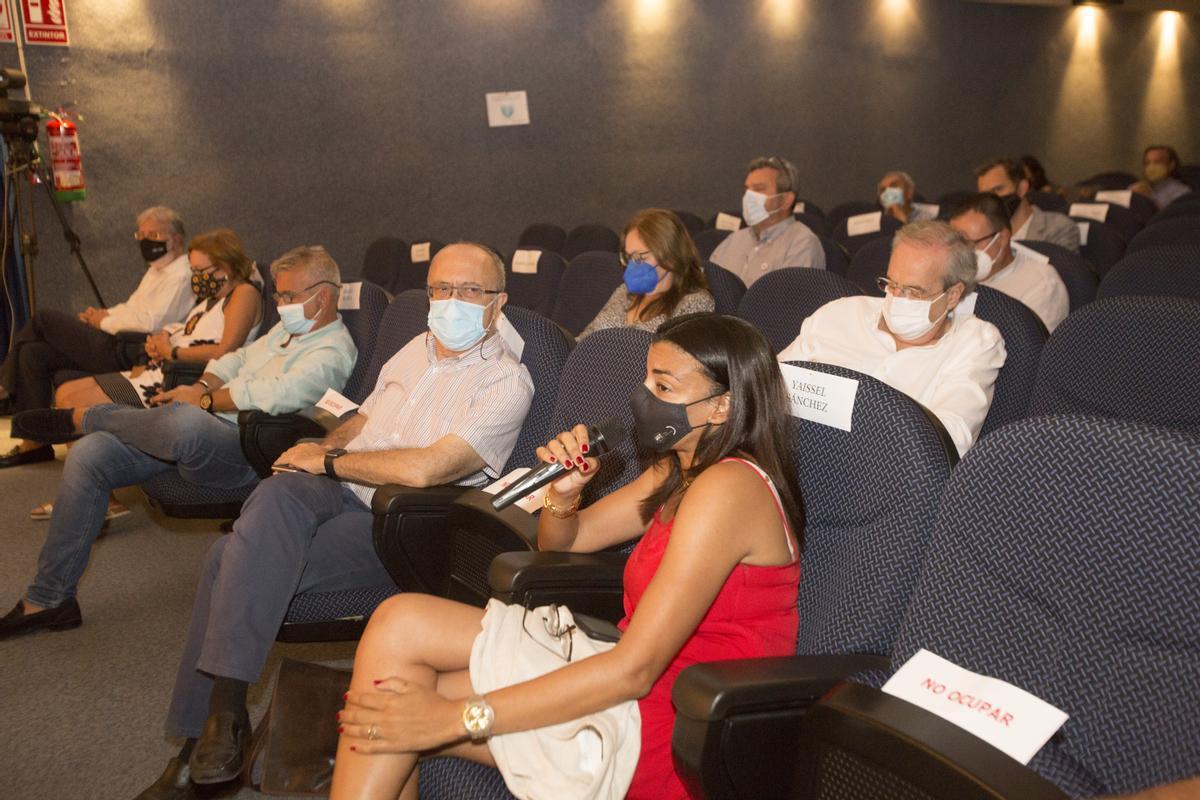 La jornada «RSE: Hacia una gestión más sostenible de los recursos» se celebró presencialmente en el Club INFORMACIÓN.