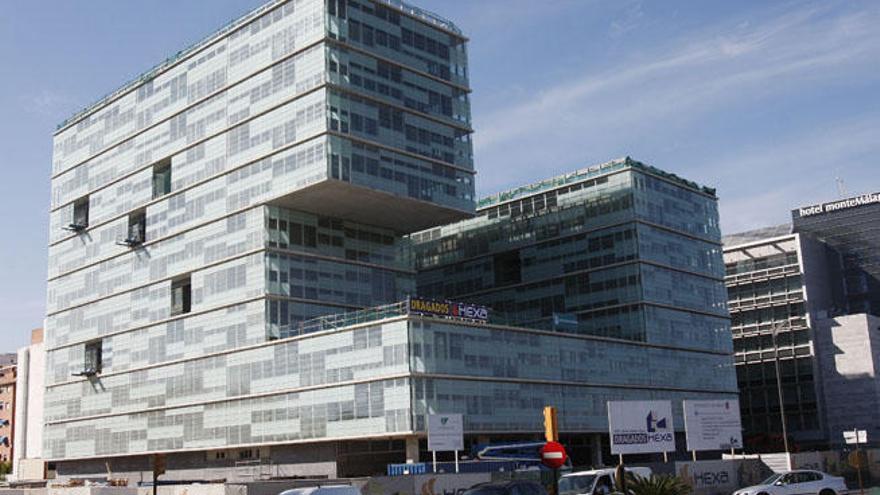 El edificio de la Gerencia de Urbanismo se levanta en la antigua zona de El Bulto.