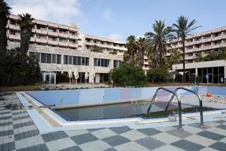 Una promotora valenciana compra el hotel Sidi Saler para recuperarlo de la ruina