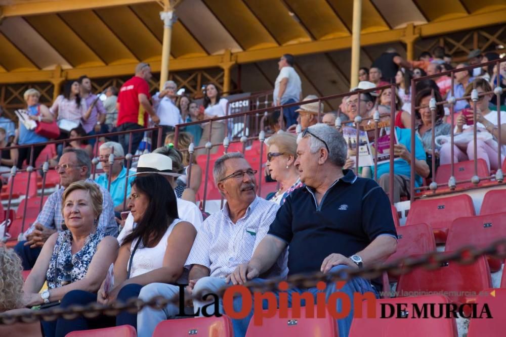 Ambiente en la corrida de rejones de la Feria de M