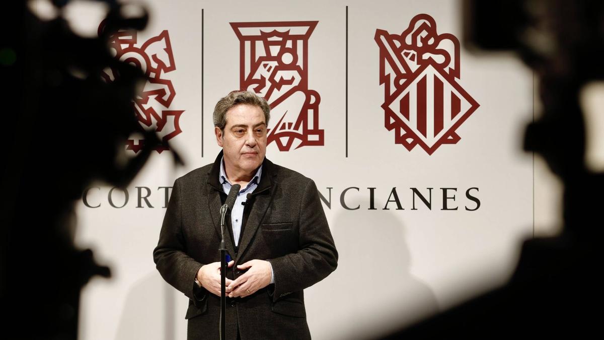 La declaración formal del pacto abre las incógnitas de la investidura de Pérez Llorca