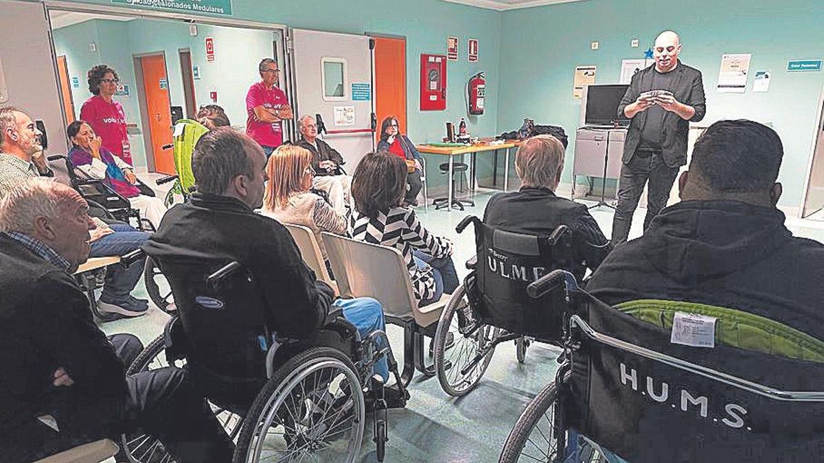 Truco de magia de la Asociación Mágica Aragonesa en la ULME