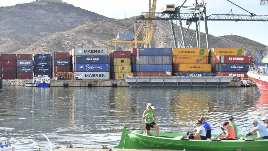 El Puerto de Cartagena logra un agosto histórico gracias al gas y petróleo