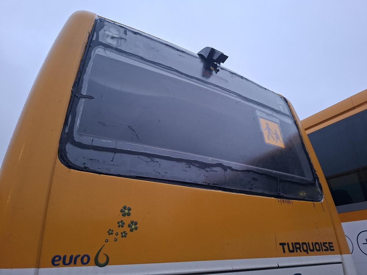 Autobús escolar operado por Monbus en Santiago