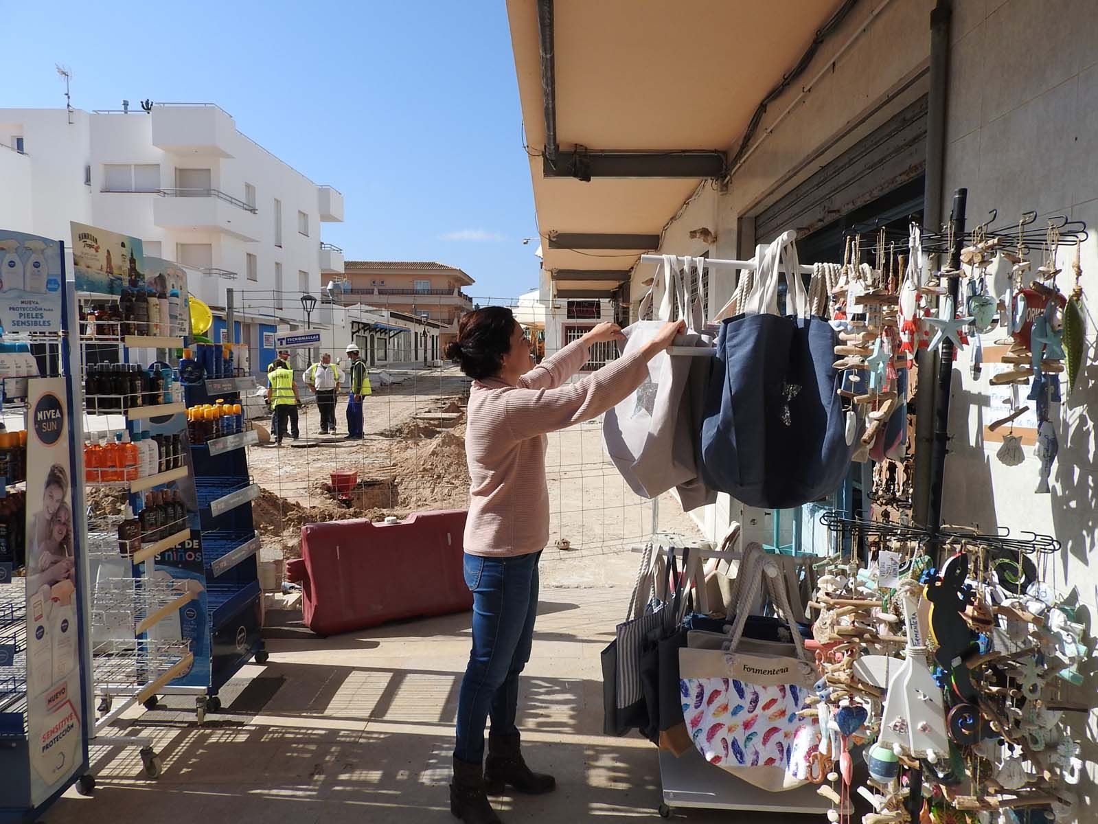 Semana Santa patas arriba en Formentera por el retraso en las obras en es Pujols