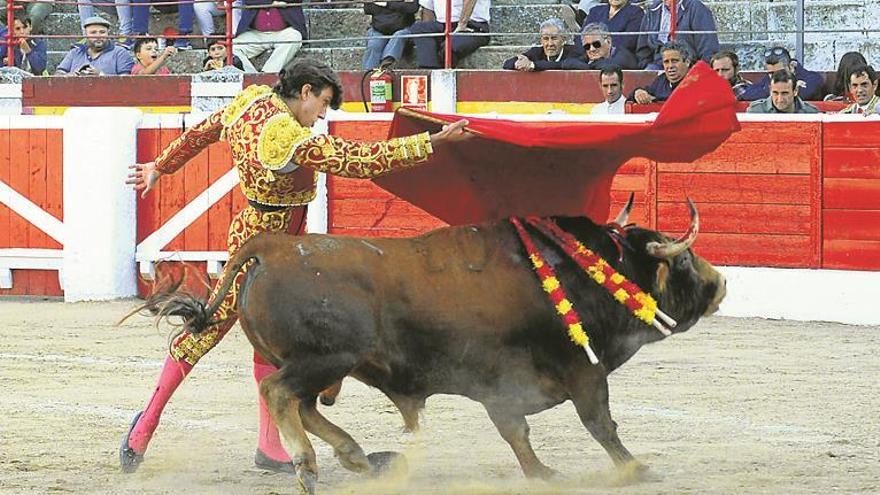 Oreja para Varea en la corrida de toros de Alcañiz