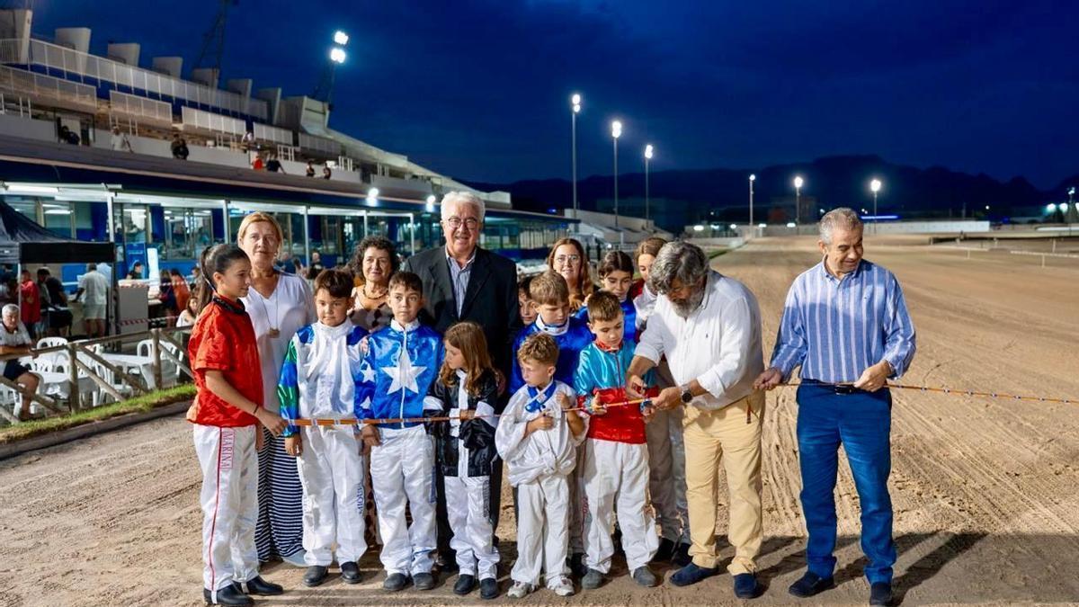 La reforma de la pista del hipódromo de Son Pardo ha sido inaugurada este viernes