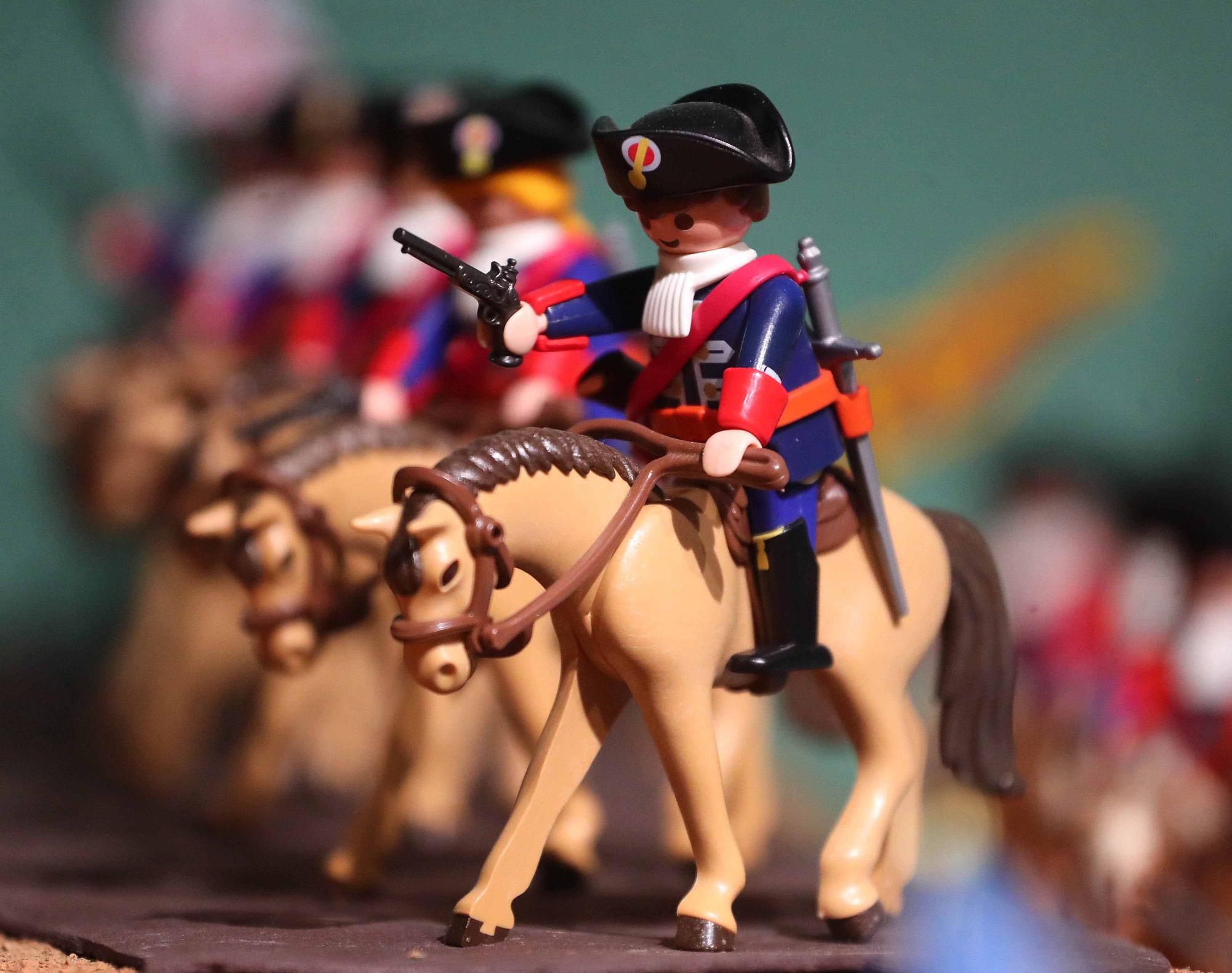 Exposición "El juego de la Historia" con figuras de Playmobil