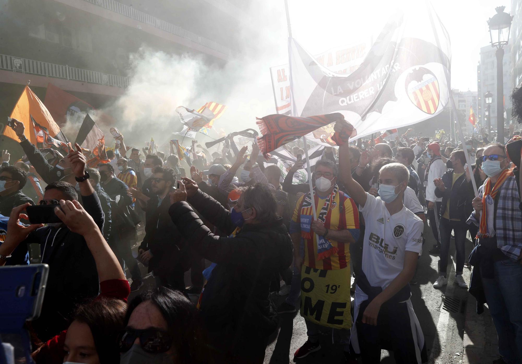 La manifestación valencianista contra Peter Lim (segunda parte)