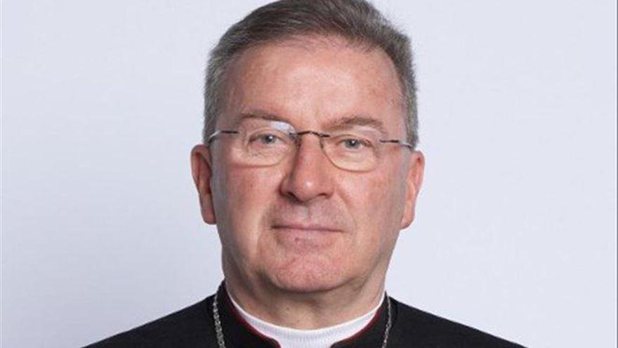 El Vaticano retira la inmunidad del cardenal Luigi Ventura por presuntos abusos sexuales