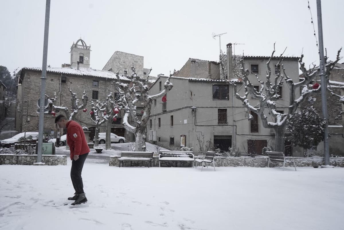 La nevada d'aquest dilluns a Sant Martí Sesgueioles