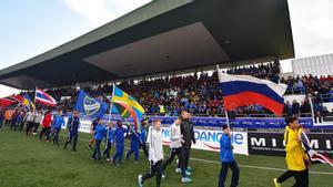 El Estadio de Vilatenim acogió la presentación del MIC