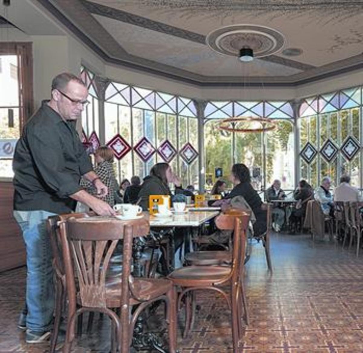 Interior de la cafetería del Centre Cívic Can Deu, la semana pasada.