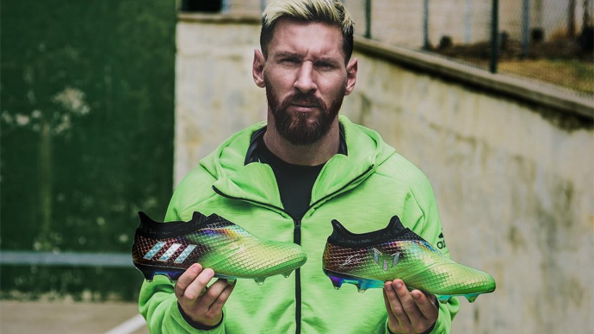 Messi, con las nuevas botas de Adidas