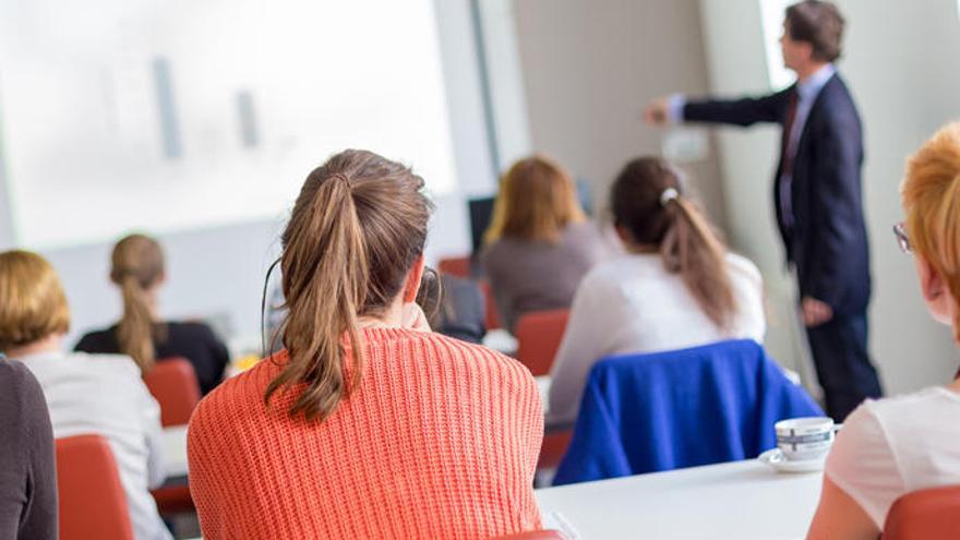 Els alumnes han de decidir quin grau cursaran