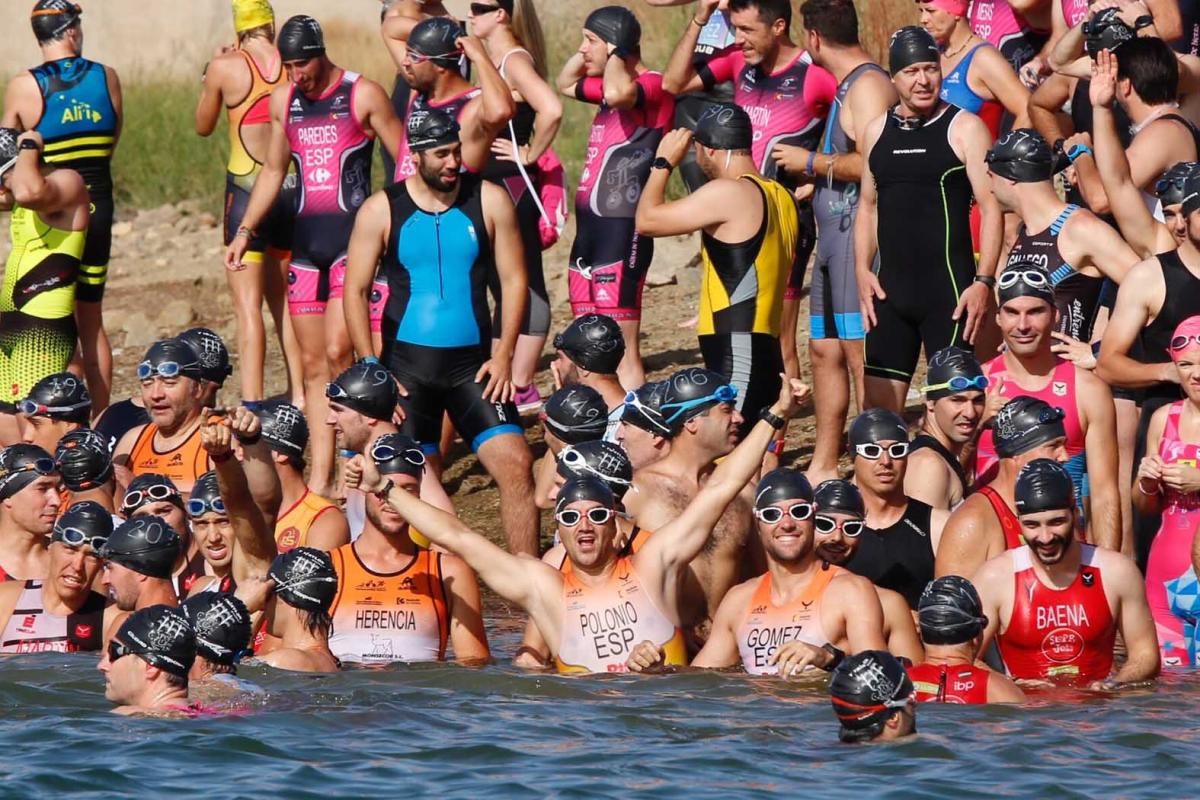 FOTOGALERÍA // Récord de participación en el V Triatlón Ciudad de Córdoba