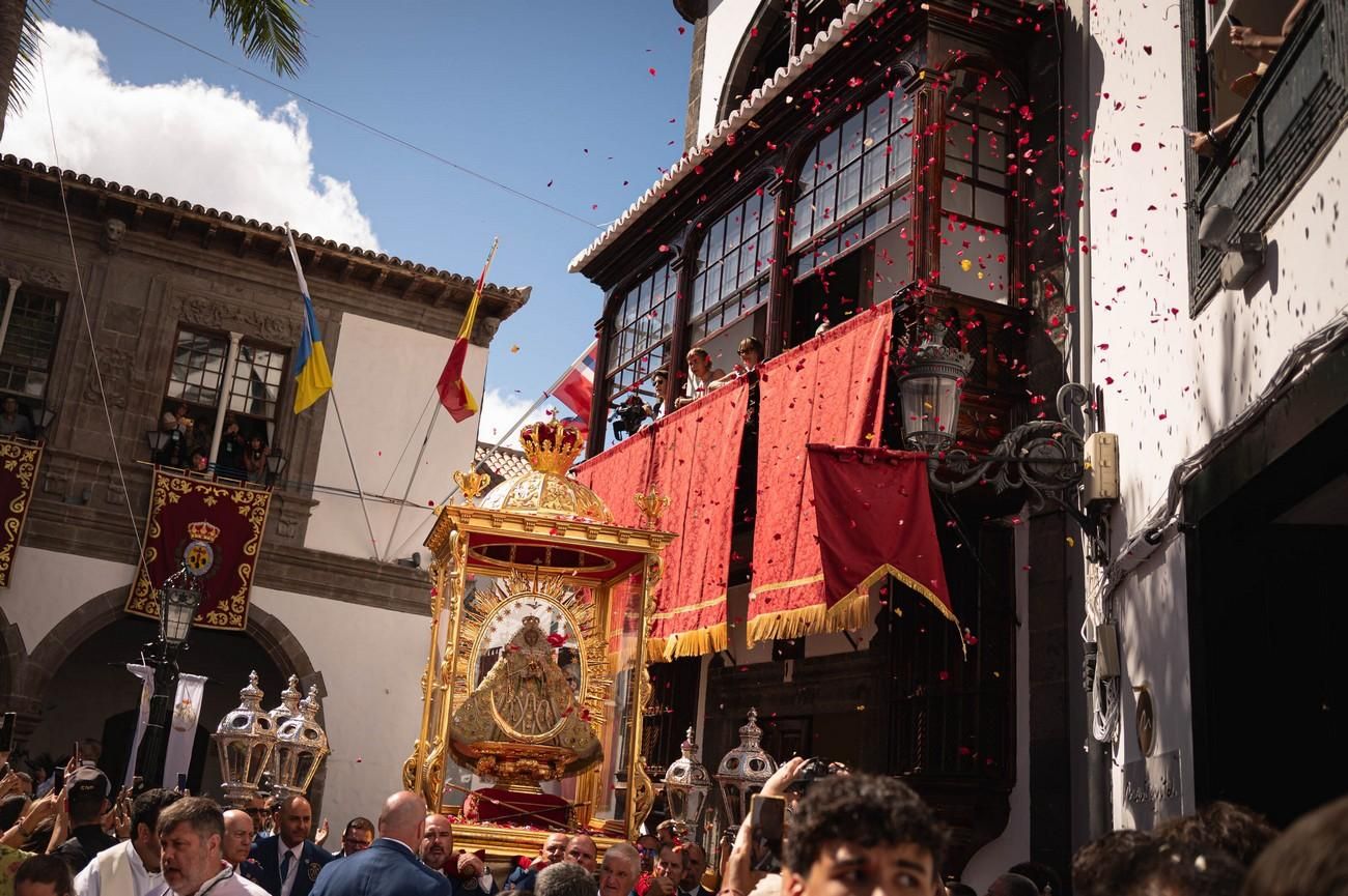 Bajada de la Virgen de las Nieves, en imágenes
