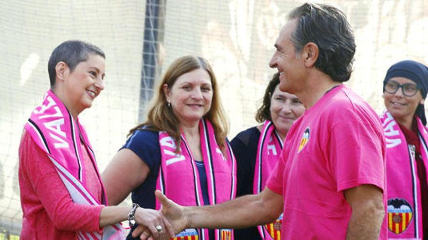 El club se viste de rosa contra el cáncer de mama
