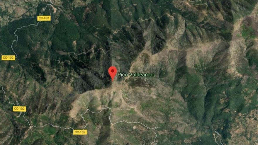 Un helicóptero de la Guardia Civil rescata en el Pico de Valdeamor de Hervás a un montañero