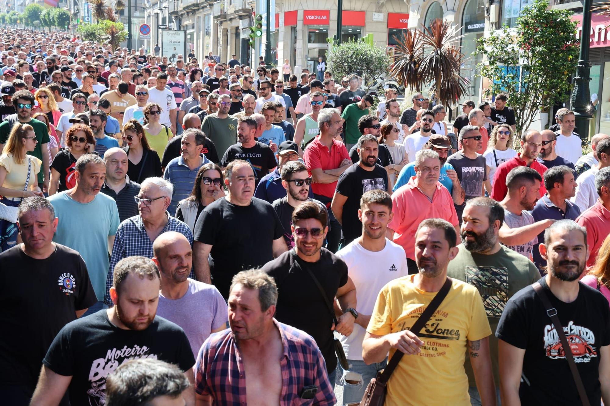 Trabajadores del metal de la provincia se manifiestan en Vigo