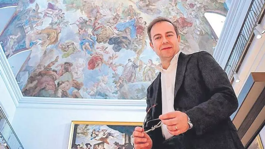 Javier Sierra: "El apagón es un material muy goloso para una novela"