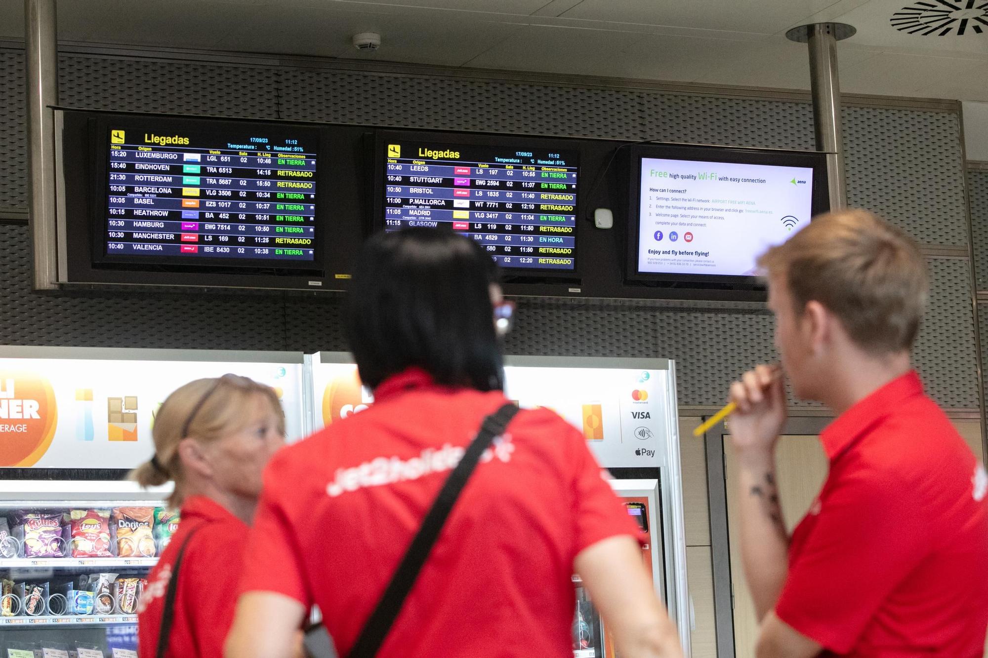 Domingo de resaca en el aeropuerto de Ibiza tras el caos aéreo