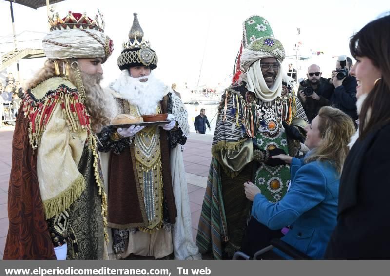 Los Reyes Magos reparten regalos en la provincia