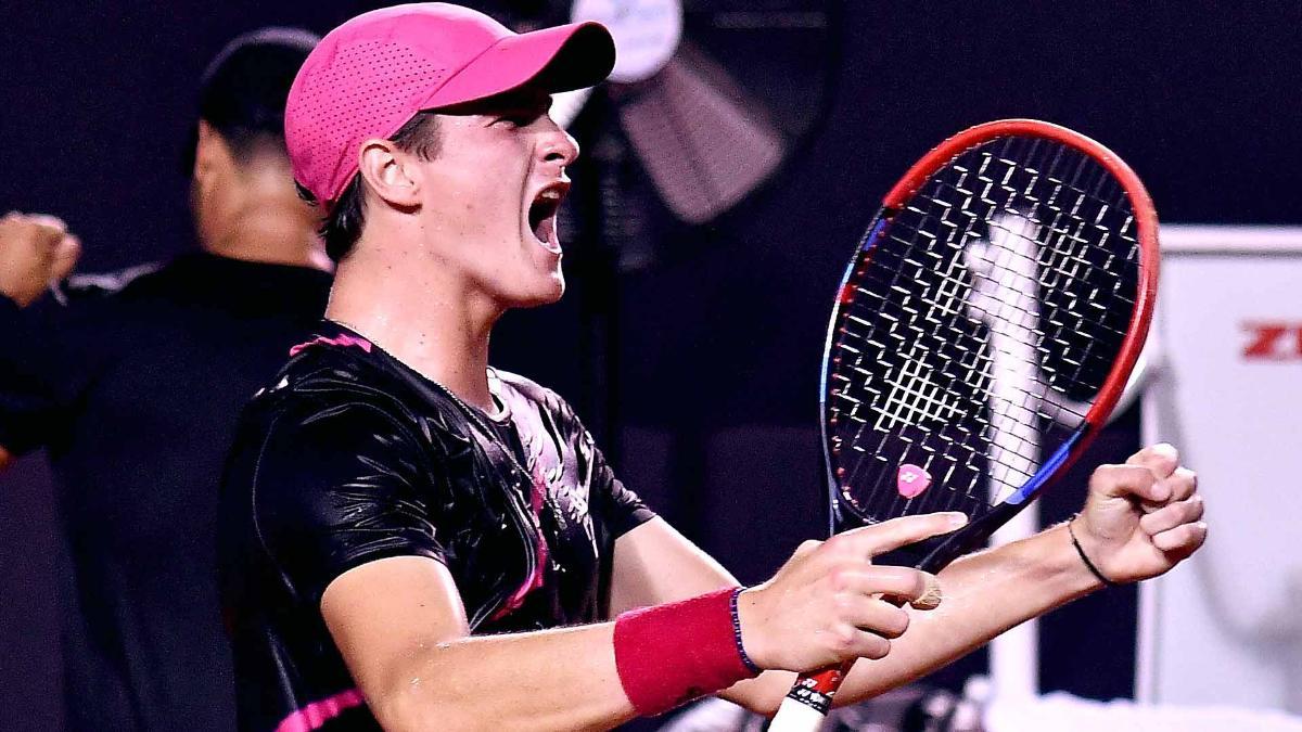 Joao Fonseca celebrando un punto