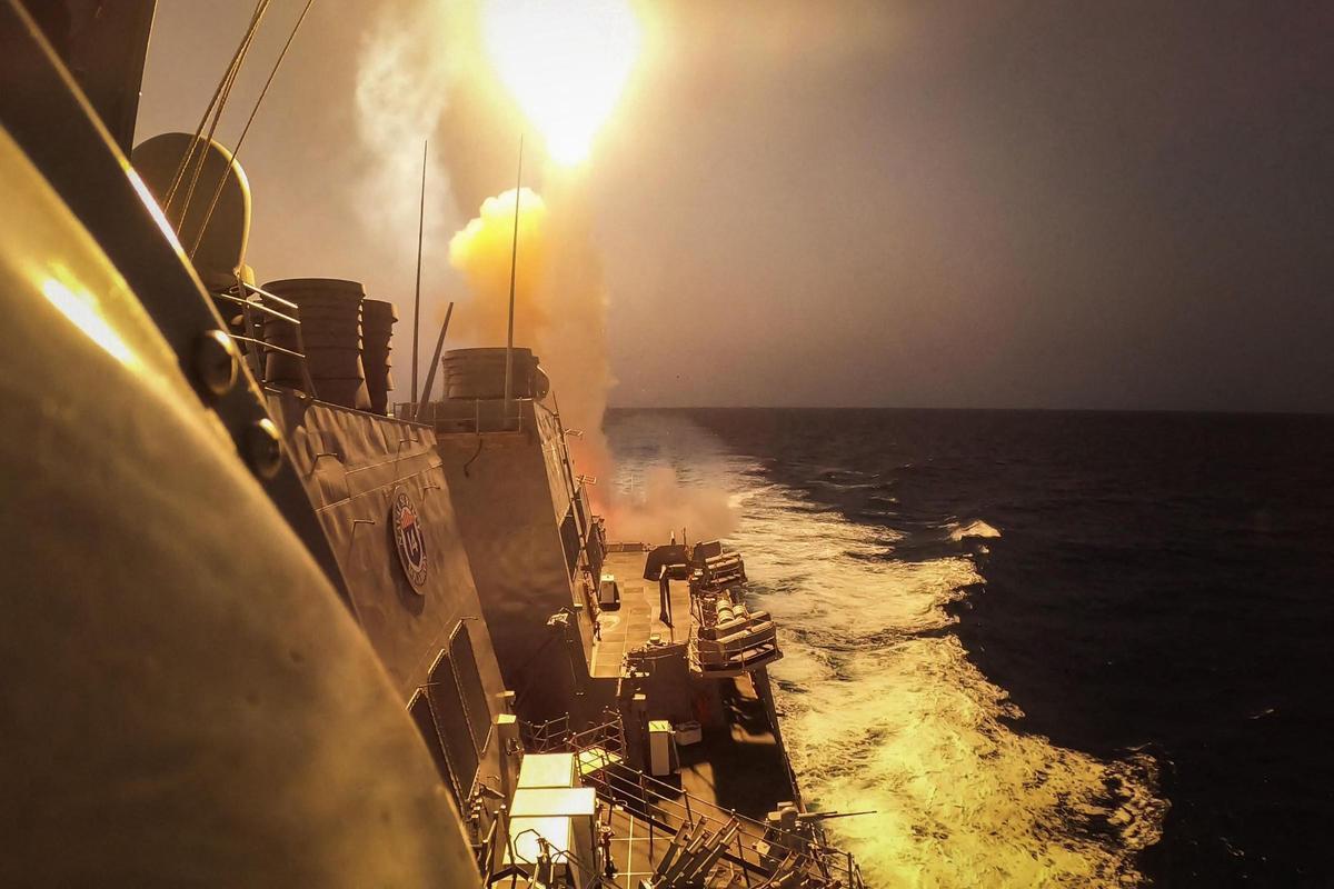 L’Iran envia nous vaixells de guerra a aigües internacionals en plena tensió
