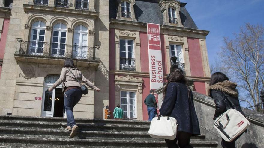 Sede del IFFE Business School en Oleiros.   | // J. ROLLER