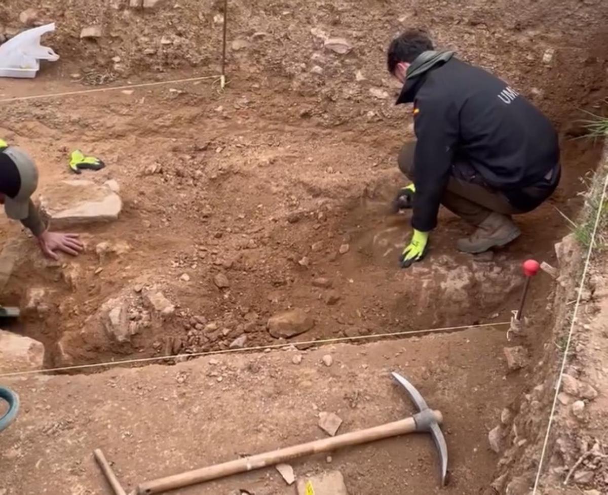 Fotografía de los trabajos de excavación arqueológica en el alcázar de Hornachos.