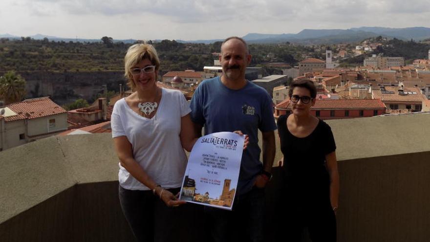 El Saltaterrats porta la poesia a terrats del Centre Històric de Manresa