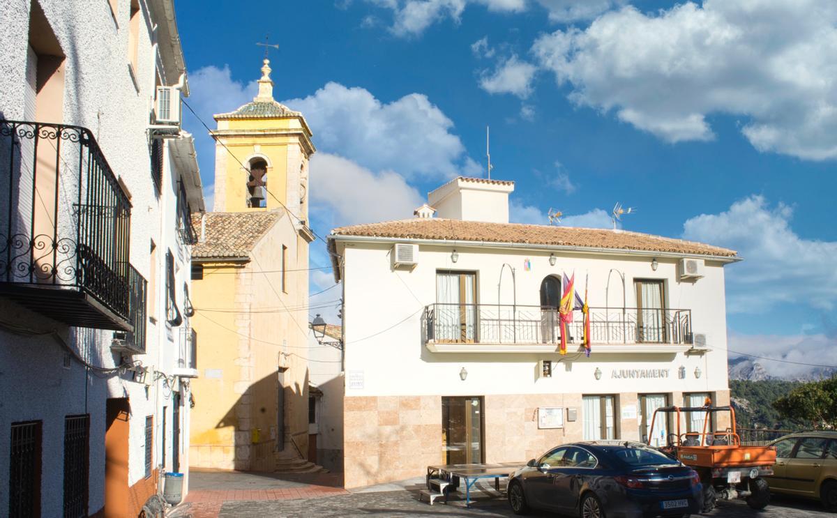 Ayuntamiento e Iglesia de San José.