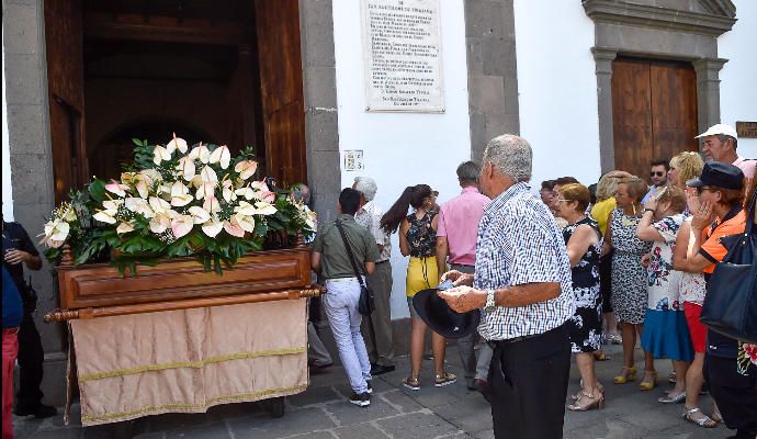 San Bartolomé cae en Tunte y el cura acaba herido.