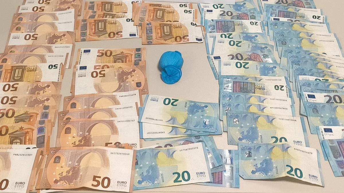 Dinero requisado a un joven irlandés con 35 gramos de éxtasis en el aeropuerto Tenerife sur